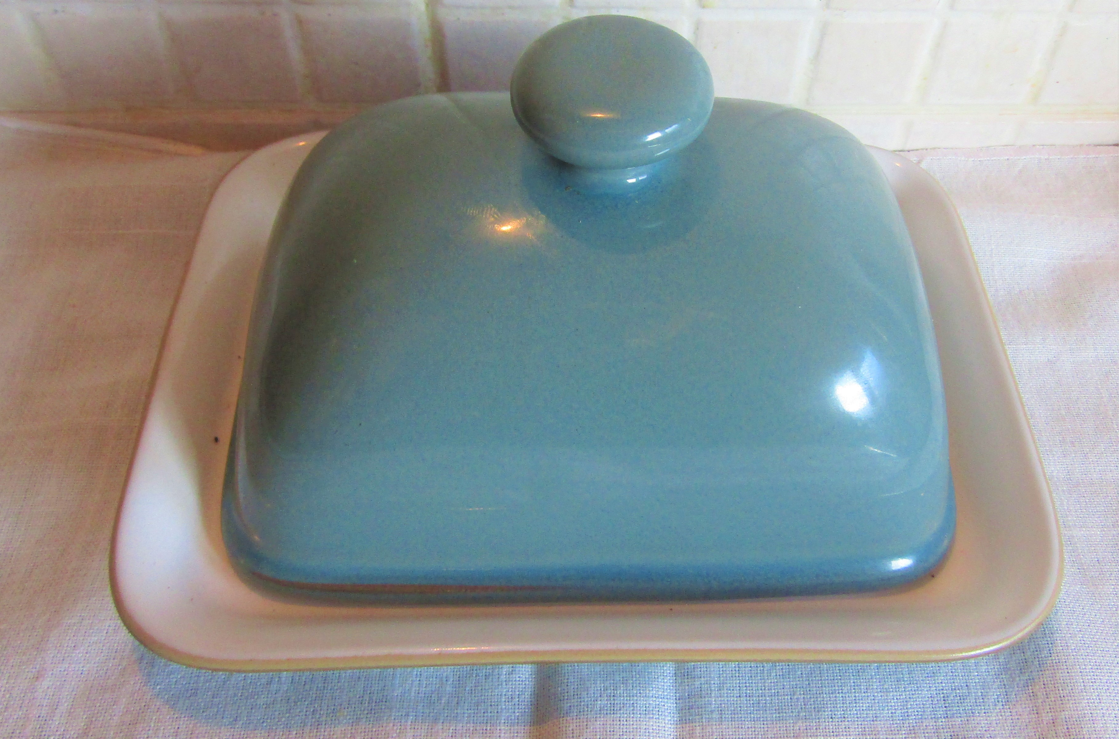 File:-2019-10-08 Denby ΄Azure΄ butter dish and cover (3).JPG - Wikimedia  Commons