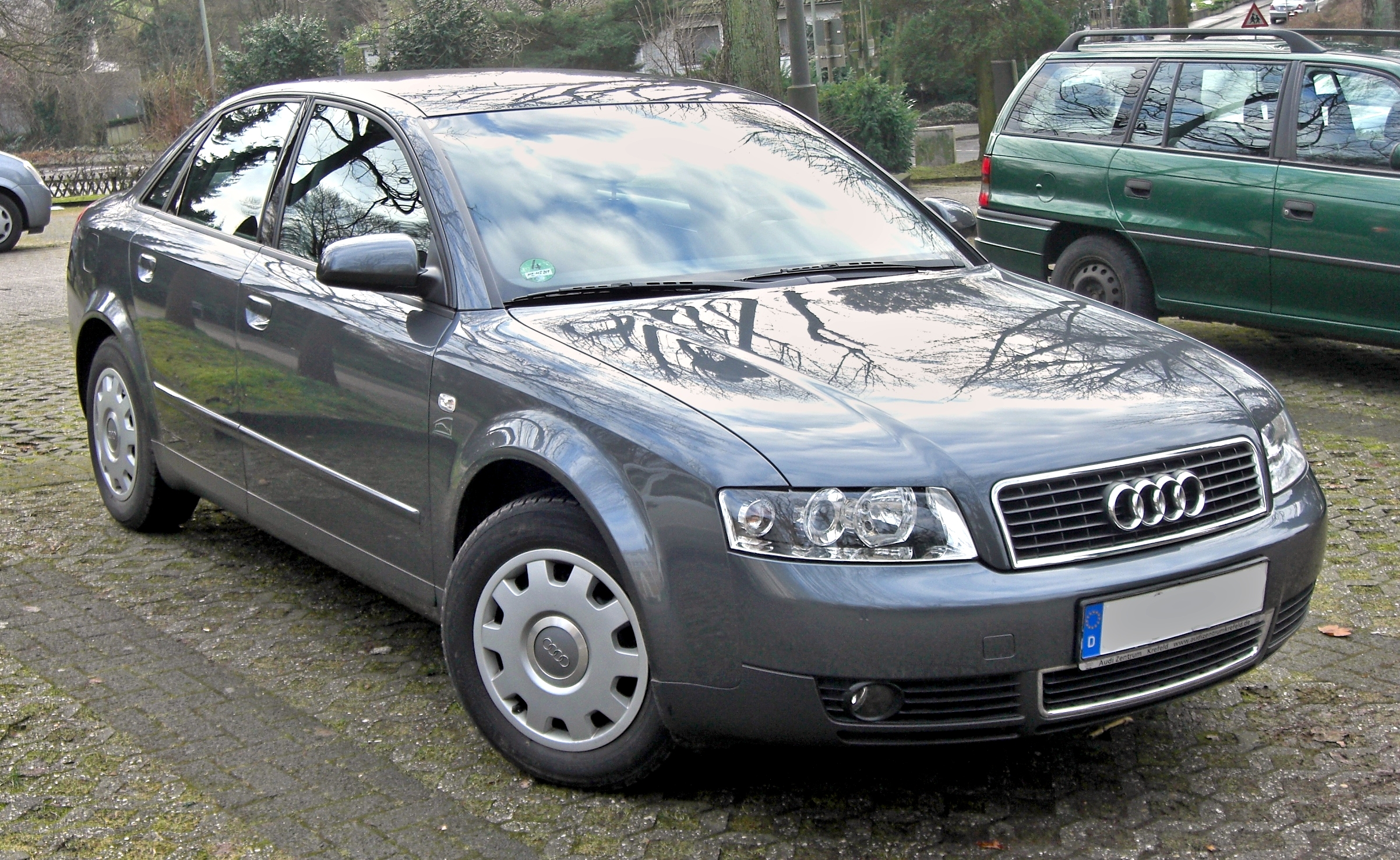 File:Audi A4 front.JPG - Wikimedia Commons