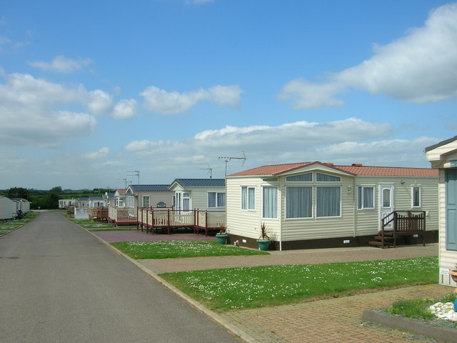 File:Caravan Site Low Skirlington.jpg