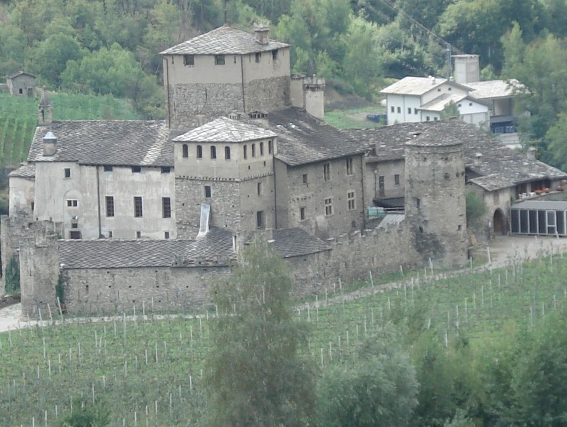 Castello_Sarriod_de_la_Tour