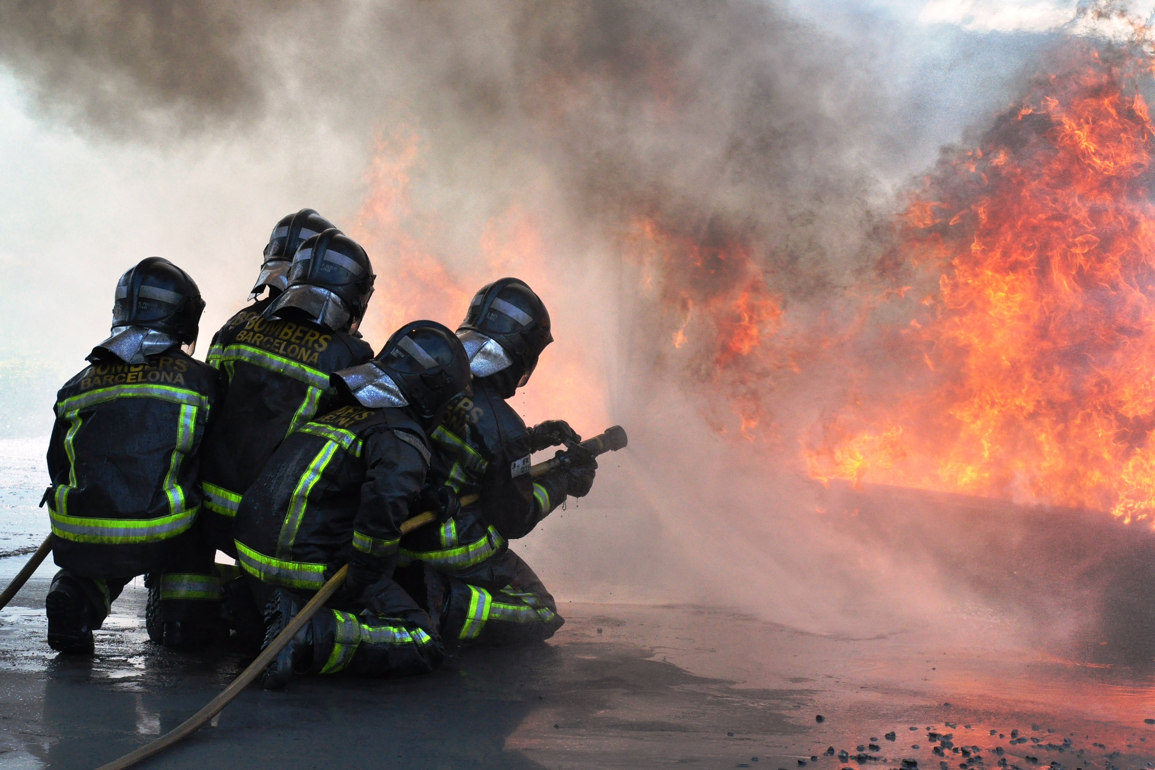 Quien paga a los bomberos