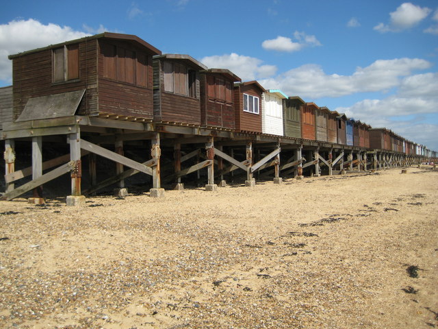 File:Frinton-on-Sea, Beach huts - geograph.org.uk - 1479579.jpg