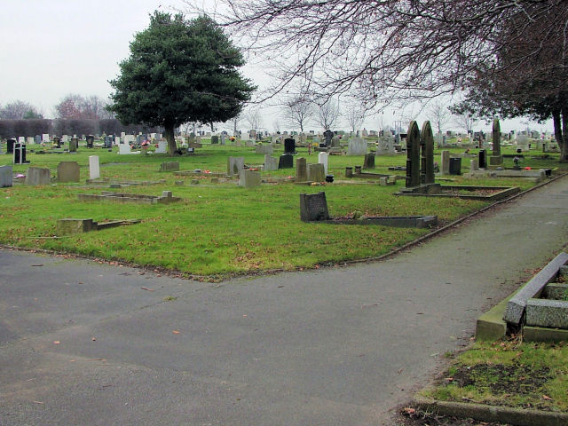 File:Grimethorpe Cemetery - geograph.org.uk - 117729.jpg