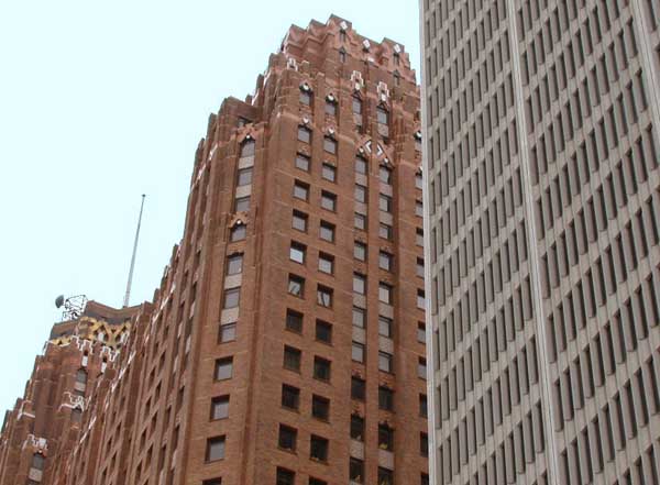 File:Guardian Building and One Woodward Building in Detroit, Michigan.jpg