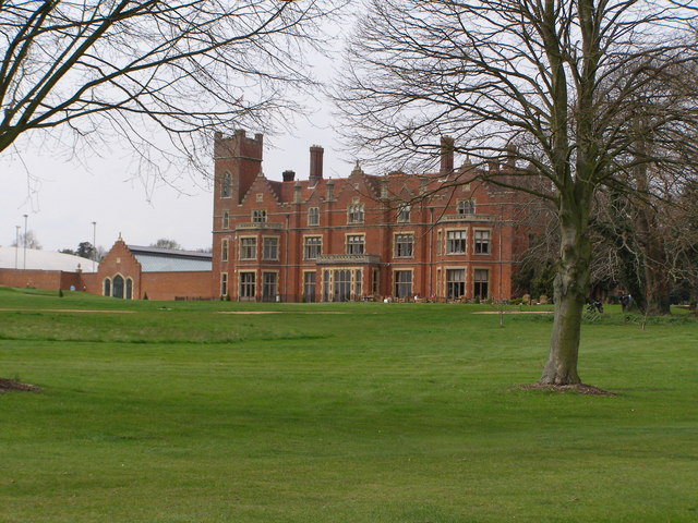 Broxbournebury Manor