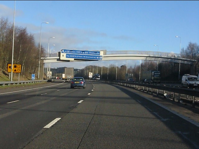 File:M5 Motorway - footbridge at junction 4 - geograph.org.uk - 2246032.jpg