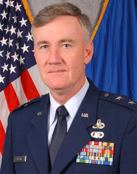 <span class="mw-page-title-main">Thaddeus J. Martin</span> United States Air Force general