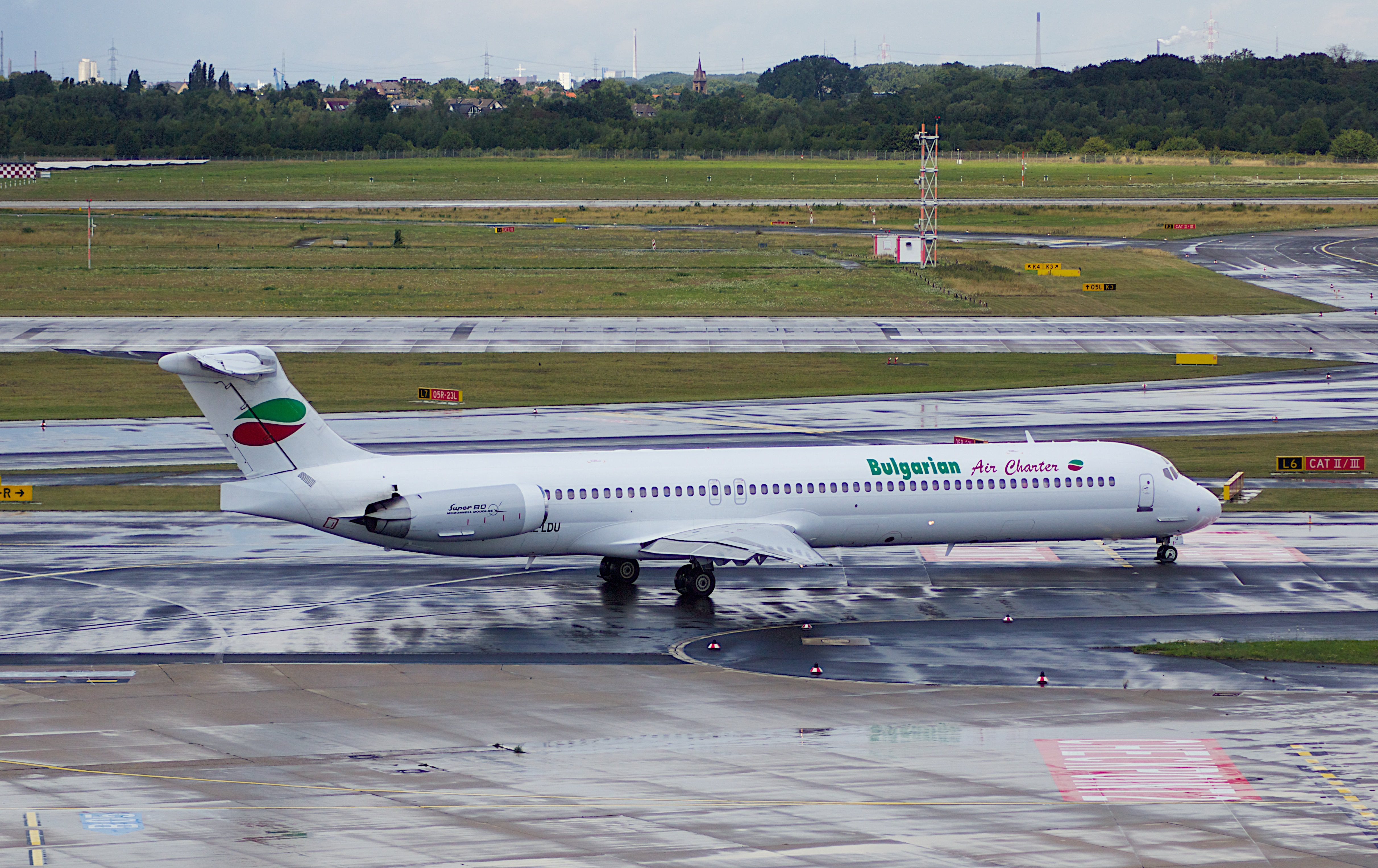 Эйр чартер. MD-82. МД 82 Мадрида. European Air Charter md82. Bulgarian Air.