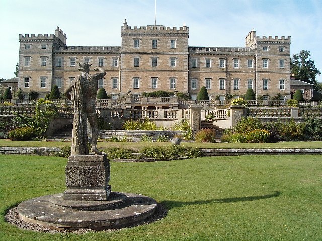 File:Mellerstain House - geograph.org.uk - 52427.jpg