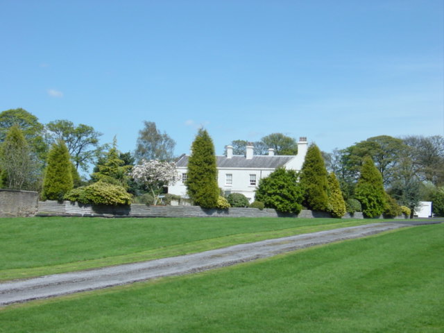 File:Parkside, Knowsley Estate - geograph.org.uk - 163484.jpg