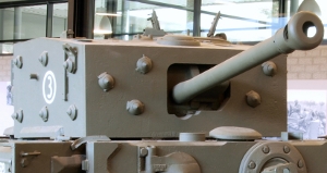 File:QF 75 mm gun on Cromwell tank.jpg