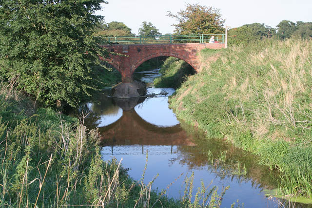 File:River Smite near Shelton - geograph.org.uk - 237155.jpg