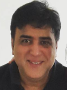 File:Saiyesha with sumit dad (cropped) - Sumeet Saigal.png