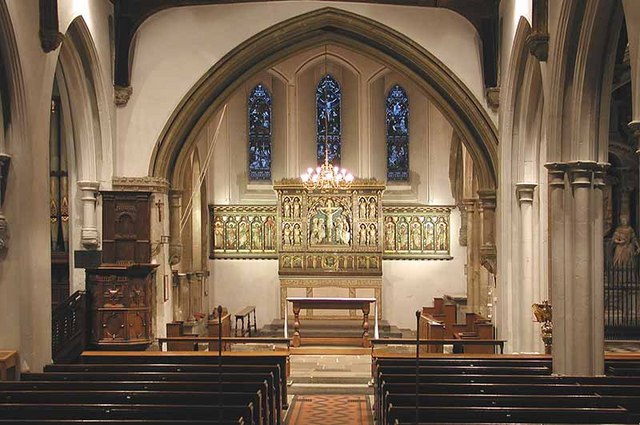 File:St Mary, Bletchingley - East end - geograph.org.uk - 984103.jpg