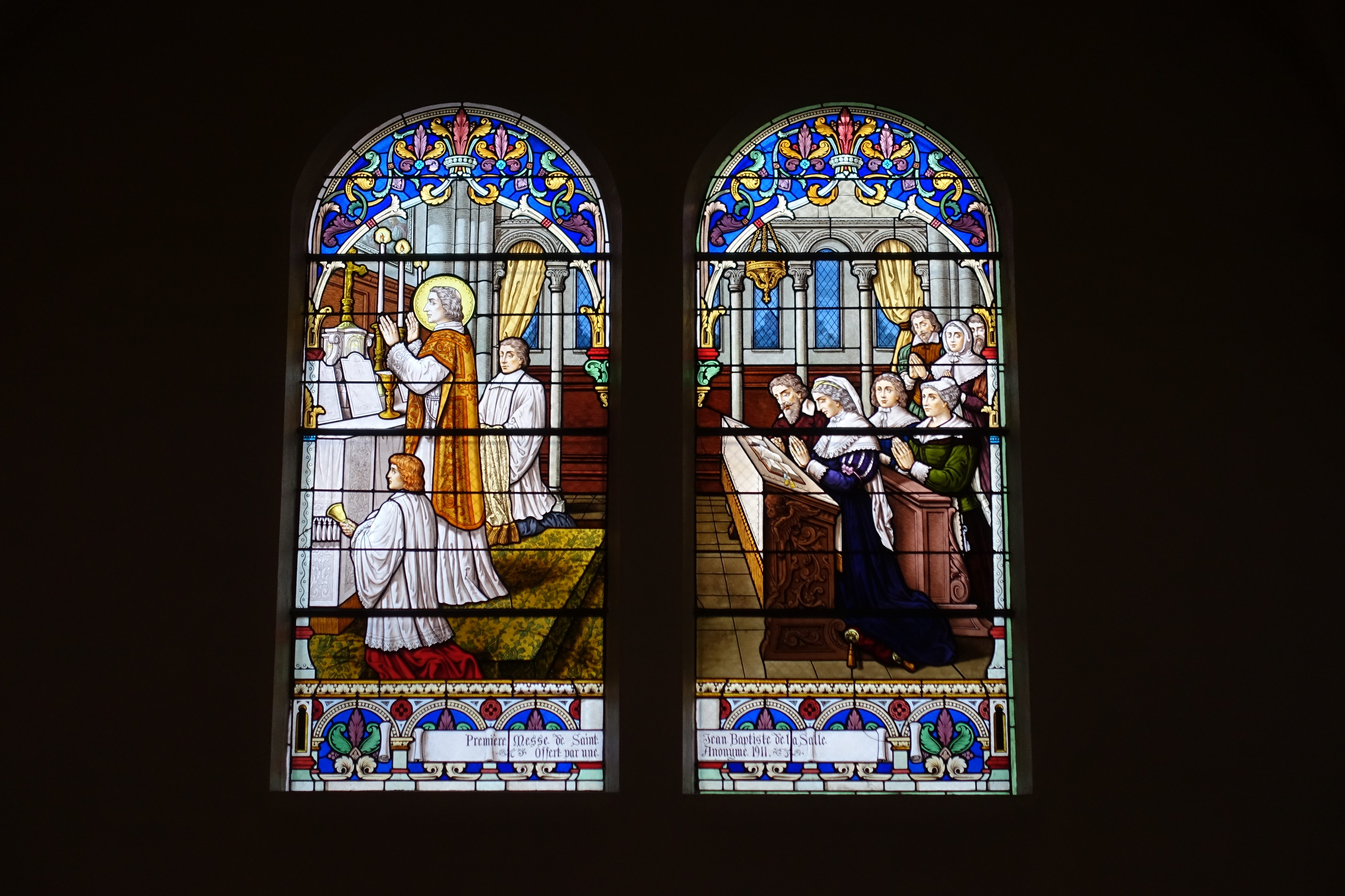 File:Stained glass @ Paroisse Saint Jean Baptiste de la Salle @ Paris  (31303287725).jpg - Wikimedia Commons
