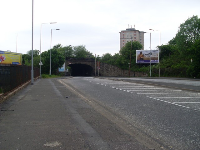 File:Tunnel under railway east of Nitshill Station - geograph.org.uk - 1319242.jpg