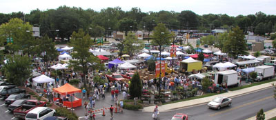 File:Urbana illinois farmers market seen from roof.jpg