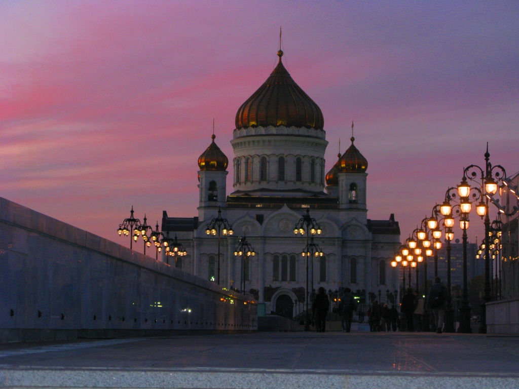 Moscow 22. Храм Христа Спасителя и Москоу Сити Кадр. Москва 22.