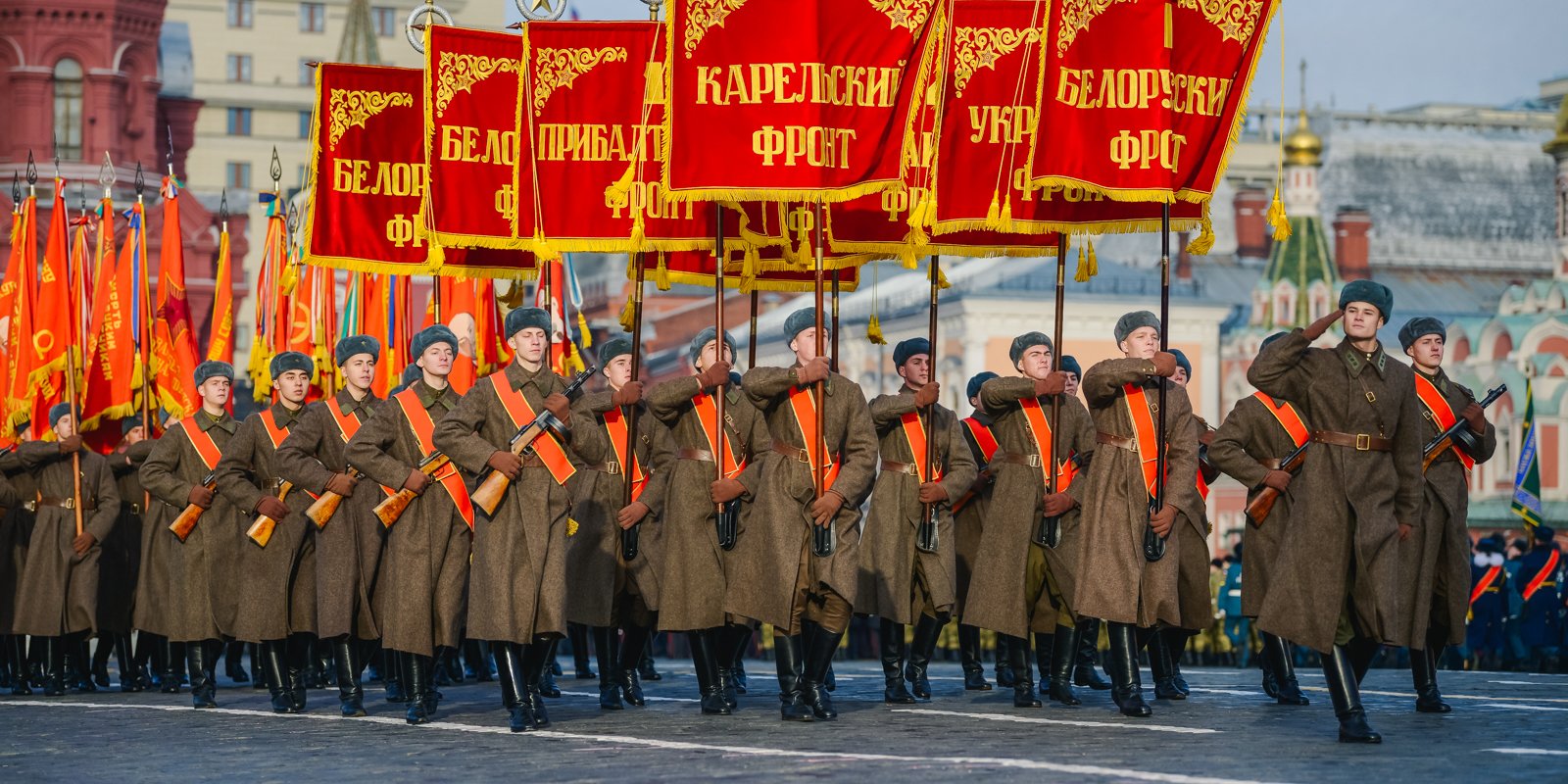 Торжественный марш, посвящённый военному параду 7 ноября 1941 года. 7 ноября 2018 года