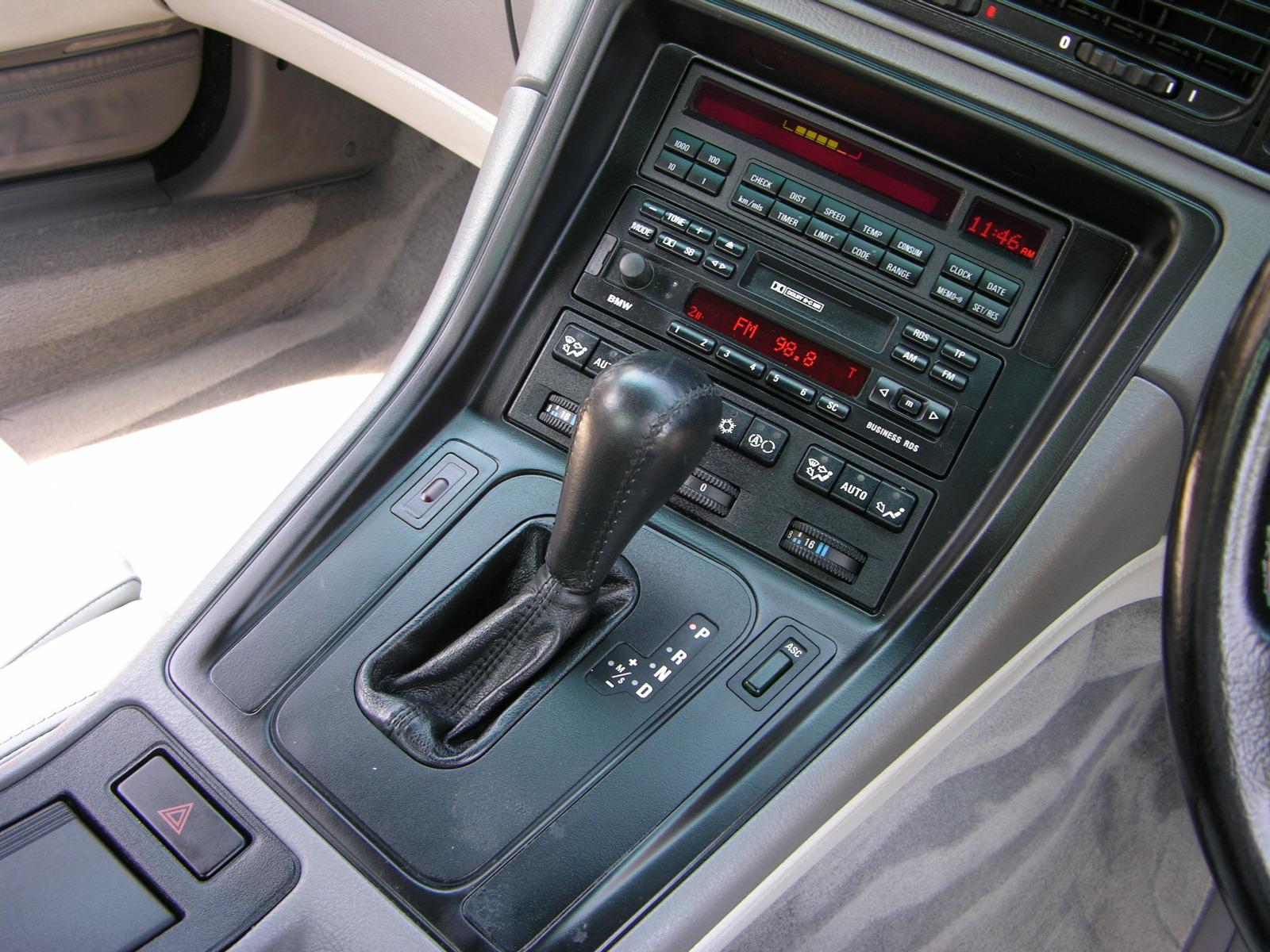 Bmw e31 center console