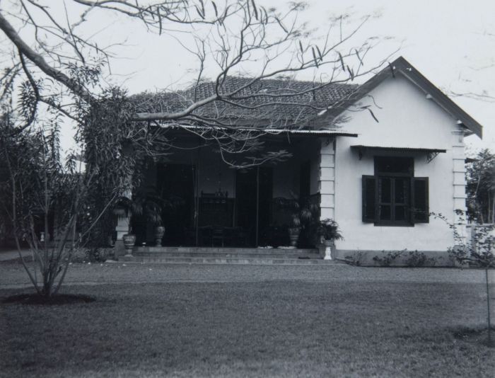 File:COLLECTIE TROPENMUSEUM Het huis van burgemeester H.E. Boissevain in Pasoeroean TMnr 60052532.jpg