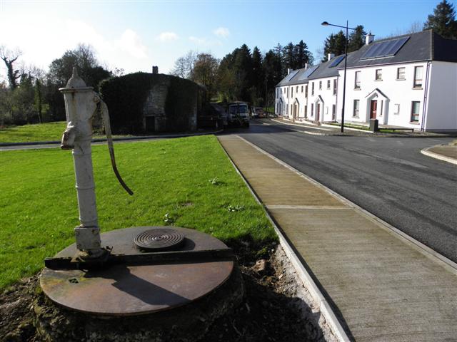 File:Cast iron pump, Mullan - geograph.org.uk - 2680699.jpg