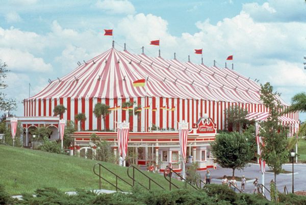 File:Circus World Showcase.jpg