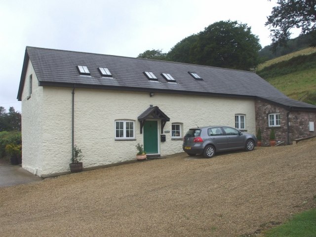 File:Converted cowshed, Hill Farm, Thornhill, Cardiff - geograph.org.uk - 938260.jpg