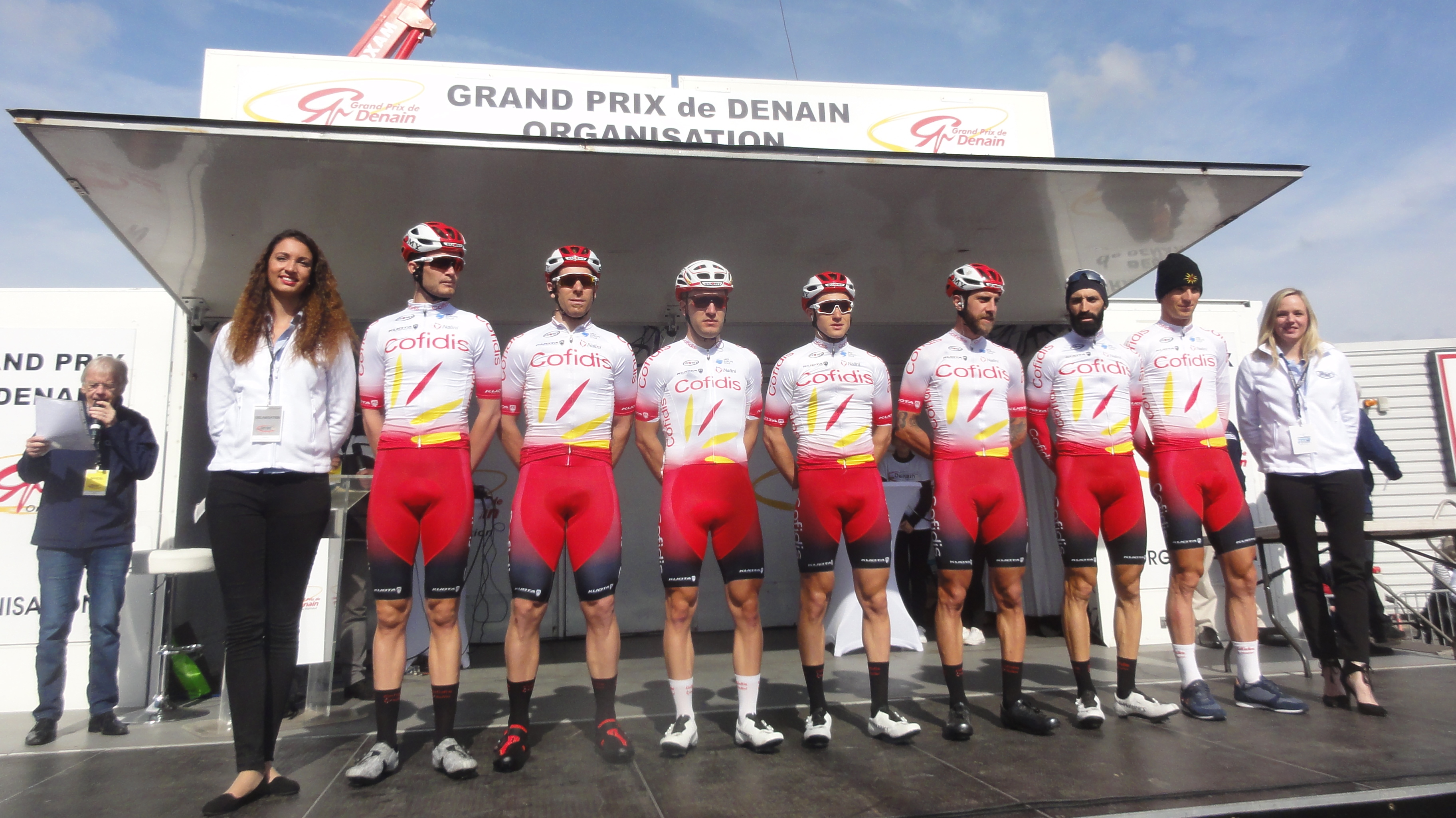 Bicicletas con ruedines - Cofidis Likes Ciclismo