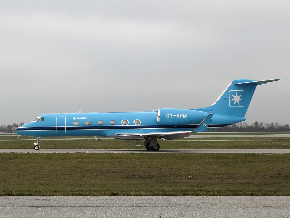 File Gulfstream Aerospace G IV G450 Maersk OY APM 15265091803