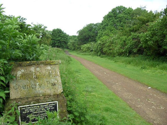 Hunsbury Hill Country Park - geograph.org.uk - 2981353