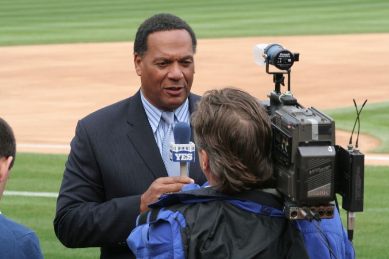 File:Rick Dempsey, Ken Singleton (16955487889).jpg - Wikipedia