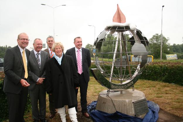 File:Klimaatmonument Zeewolde.jpg