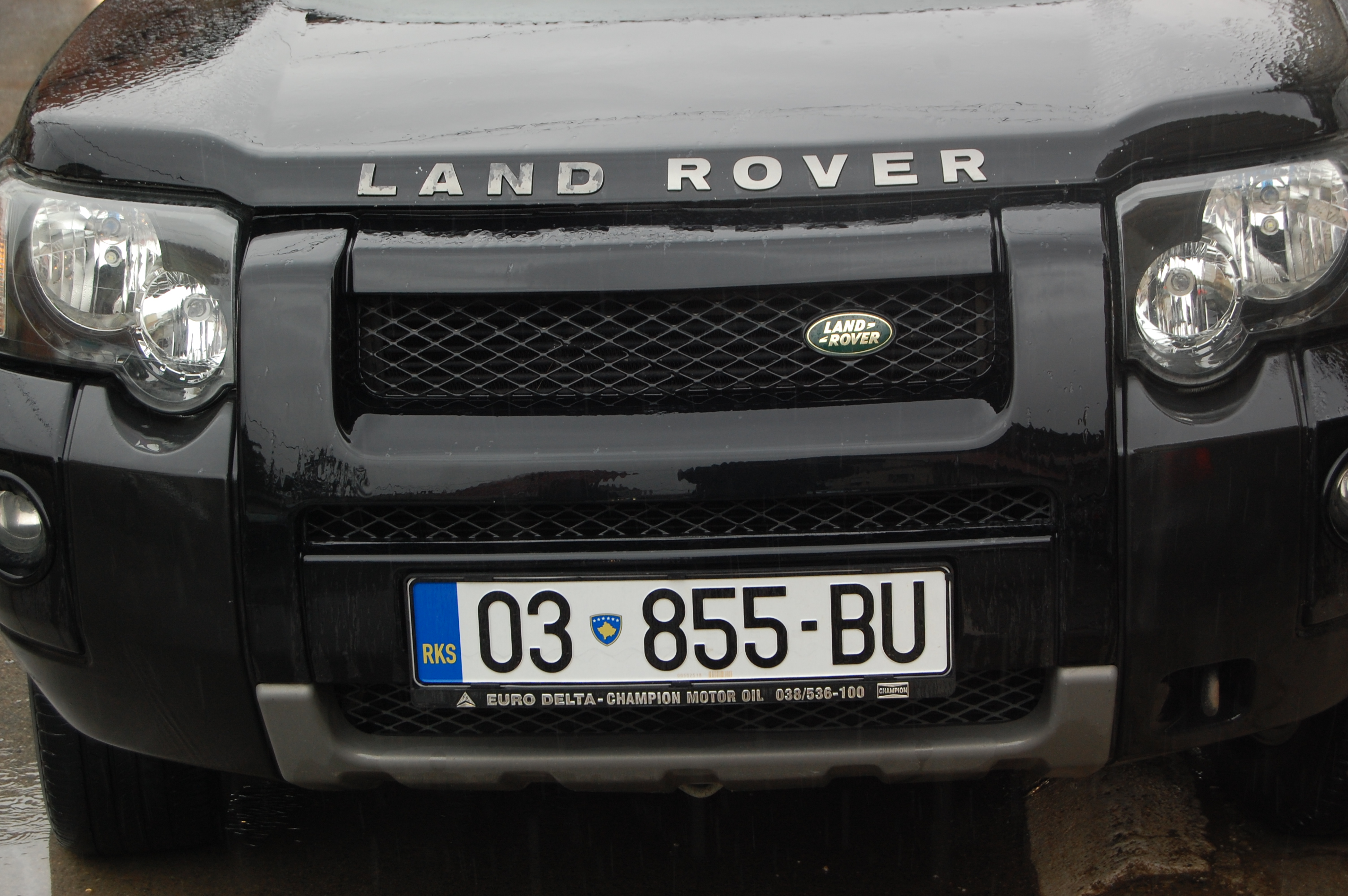 Kosovo_vehicle_licence_plate_-_03_855-BU.JPG