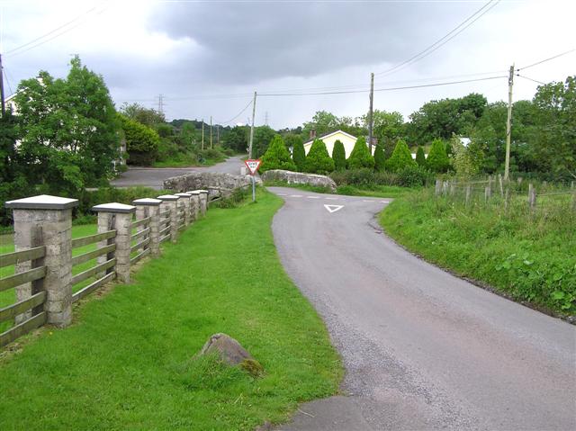 File:Lakemount Road - geograph.org.uk - 1457975.jpg