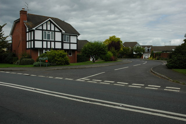 File:Nash Close, Leigh Sinton - geograph.org.uk - 1429156.jpg