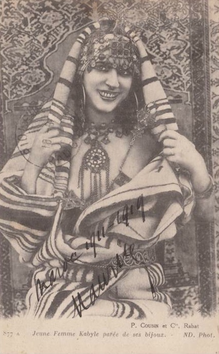 File:Neurdein - 877A - Jeune femme kabyle paree de ses bijoux.jpg -  Wikipedia