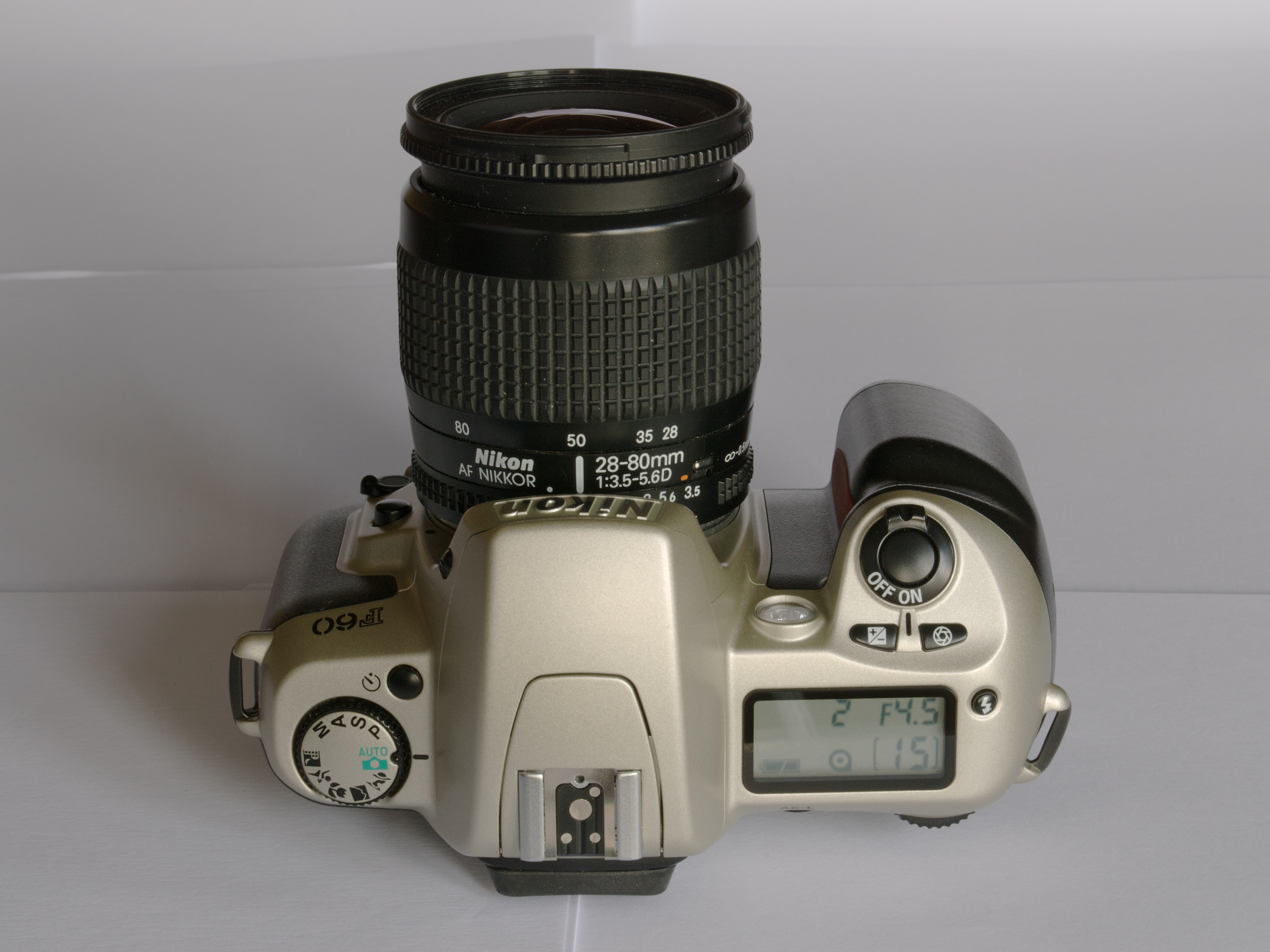 File:Nikon F60 (top).jpg - Wikimedia Commons