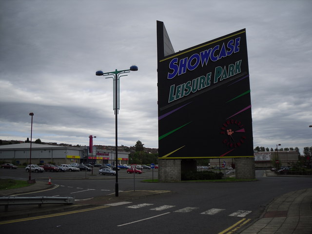 File:Showcase Leisure Park, Coatbridge - geograph.org.uk - 1318482.jpg