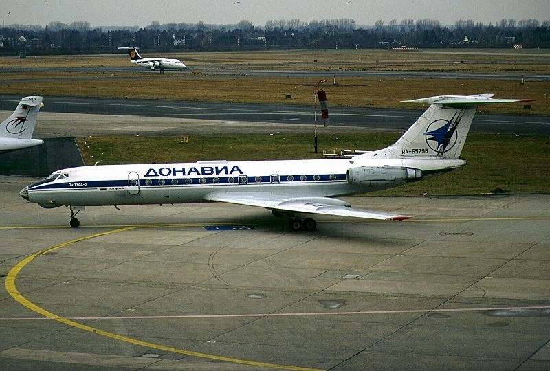 File:Tupolev Tu-134A-3, Donavia AN0066418.jpg