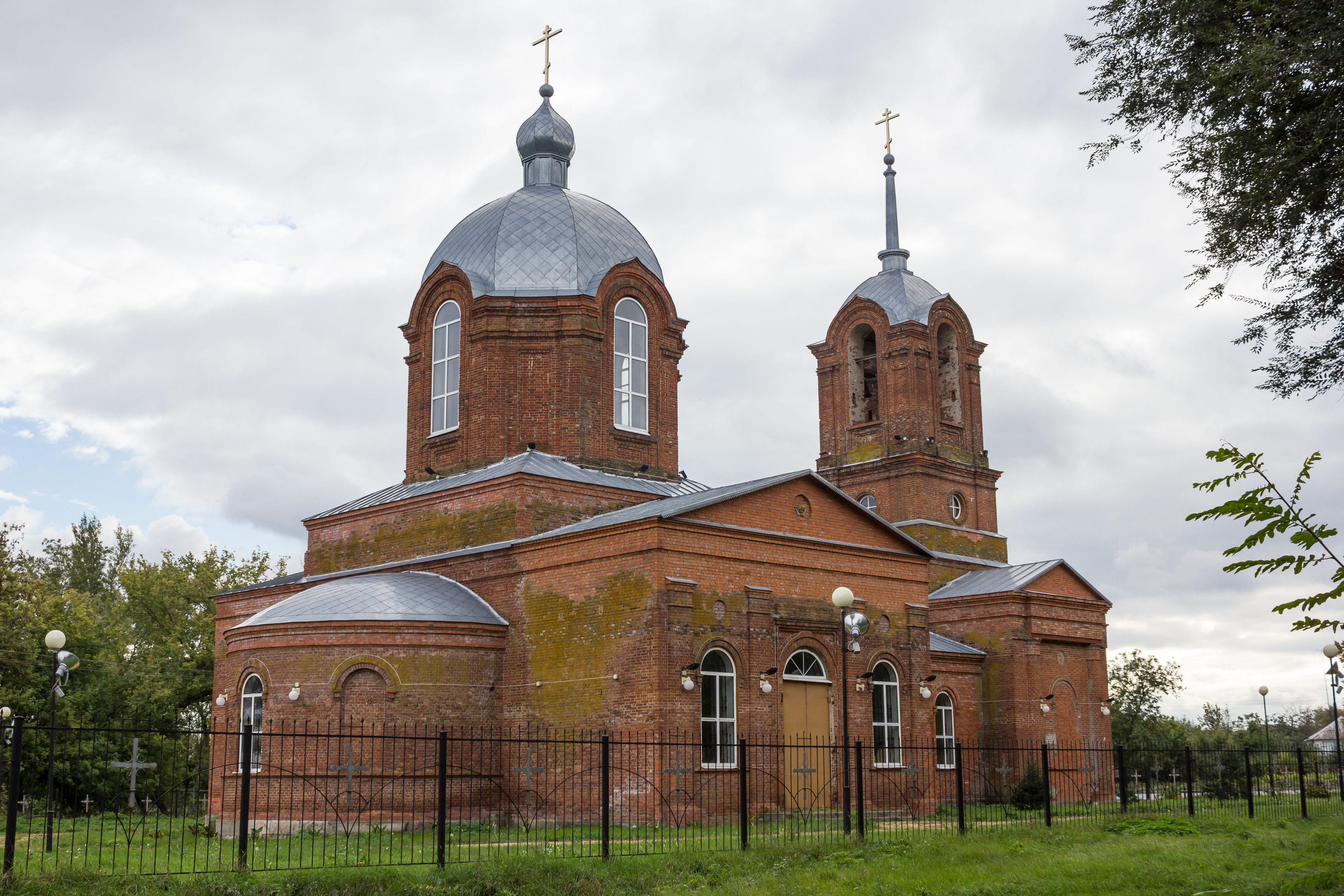 Рп5 село архангельское. Михайло-Архангельский храм Бирск. Михайло-Архангельский храм село Ичалки. Михайло-Архангельская Церковь село Елантово Татарстан. Михайло-Архангельская Церковь (Топлое).