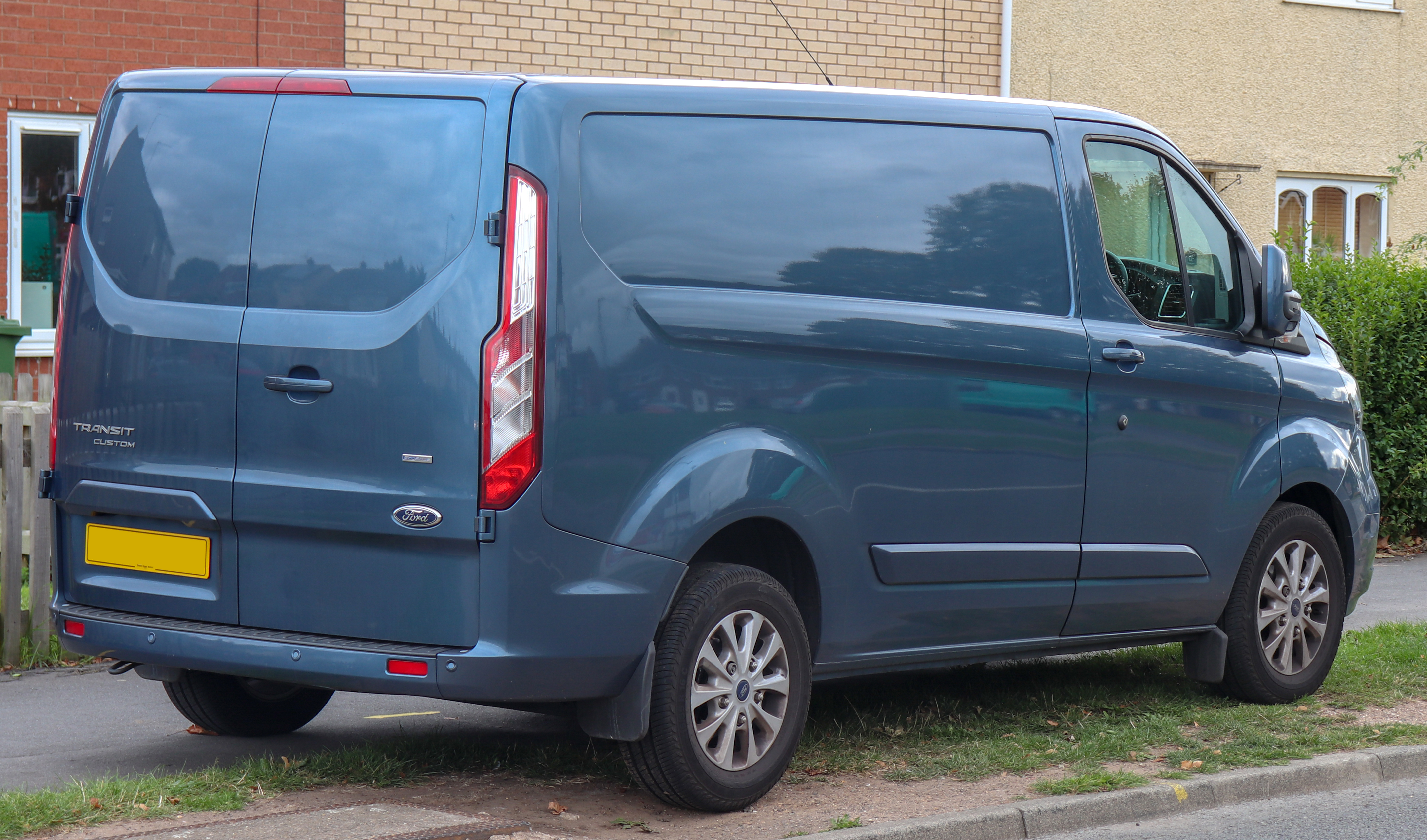 2018 ford transit custom limited