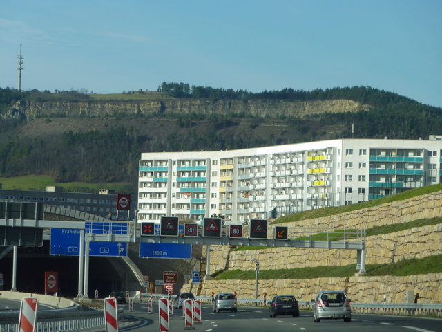 File:A4 (E40) Jena - Lobeda - geo.hlipp.de - 6930.jpg