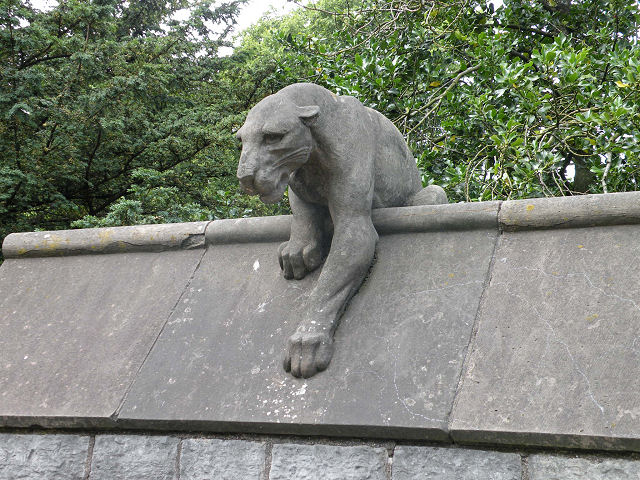 Leopard Statue -  UK