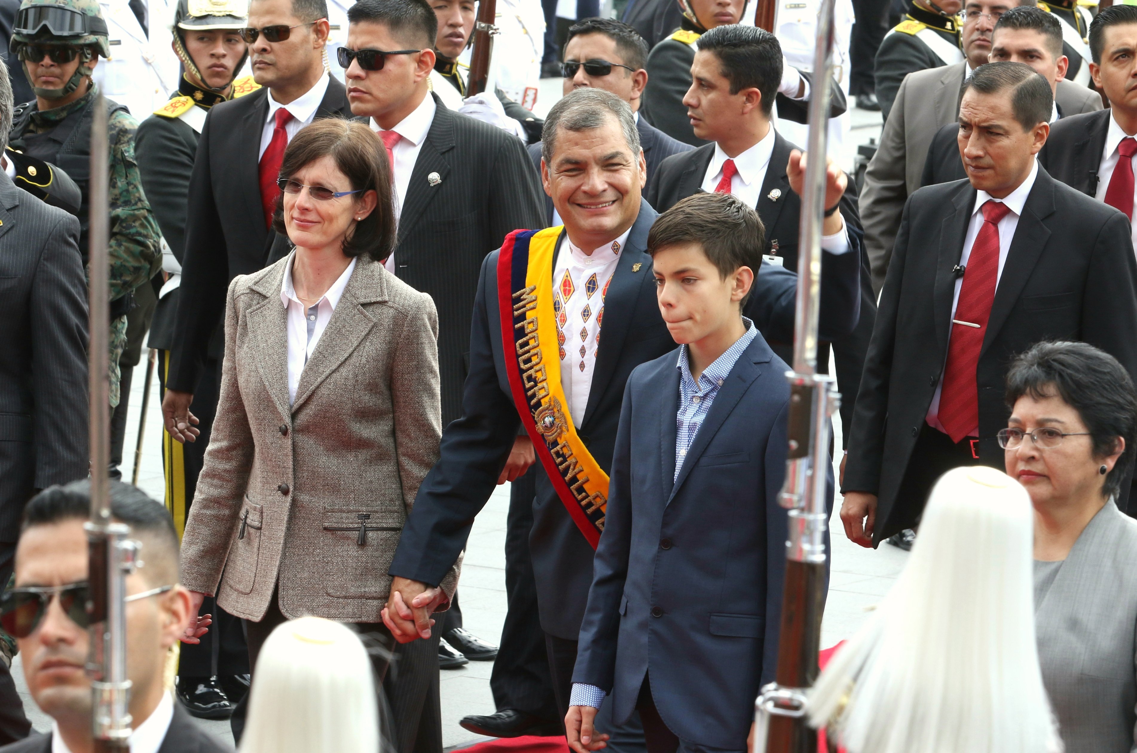 File:CAMBIO DE MANDO PRESIDENCIAL (34735821001).jpg - Wikimedia Commons