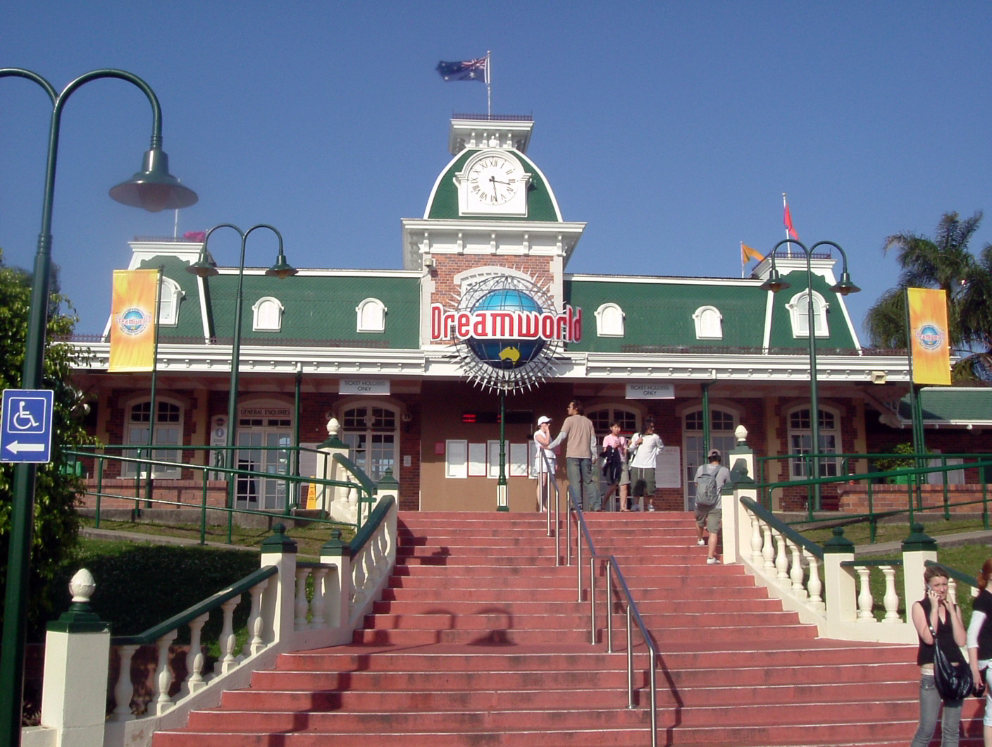 Main Street (Dreamworld) - Wikipedia