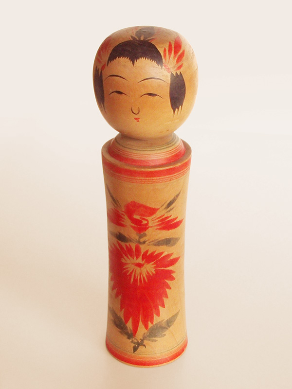 traditional kokeshi dolls