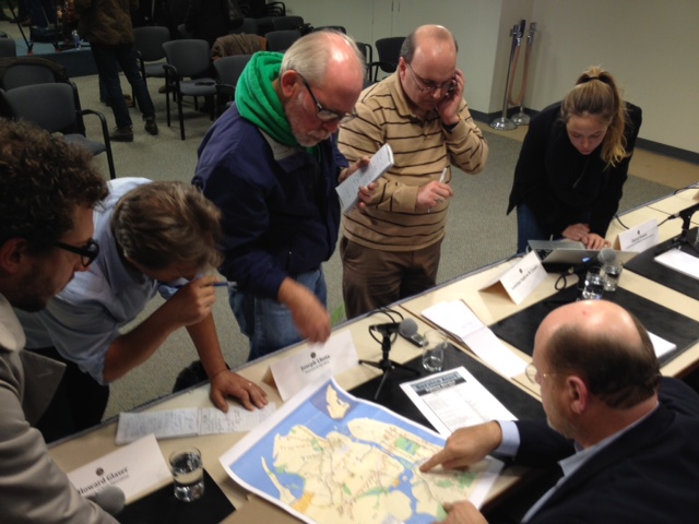 File:Lhota briefing (8146100807).jpg