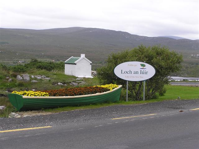 File:Loch an Iuir - geograph.org.uk - 501810.jpg