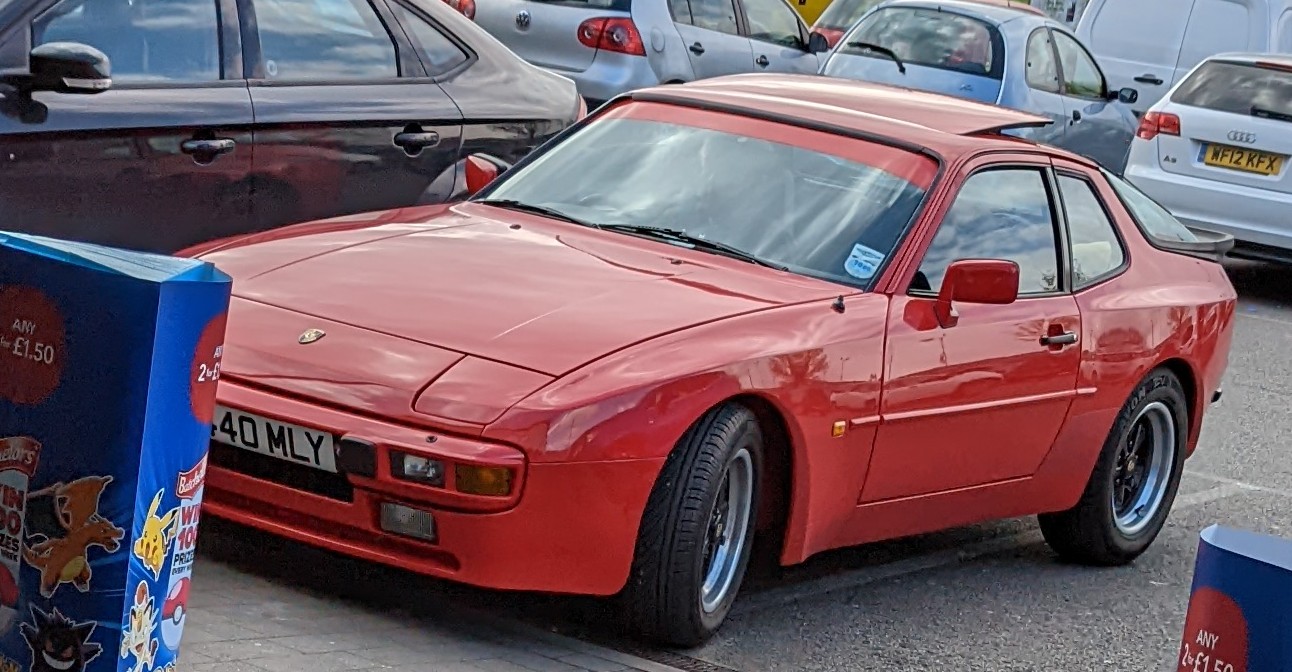 Porsche 944 РґРЅРёС‰Рµ